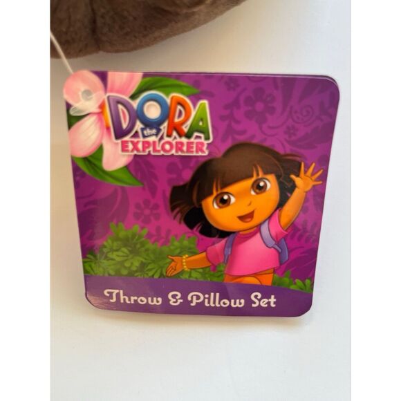 Dora The Explorer Throw And Pillow Set - Picture 3 of 9